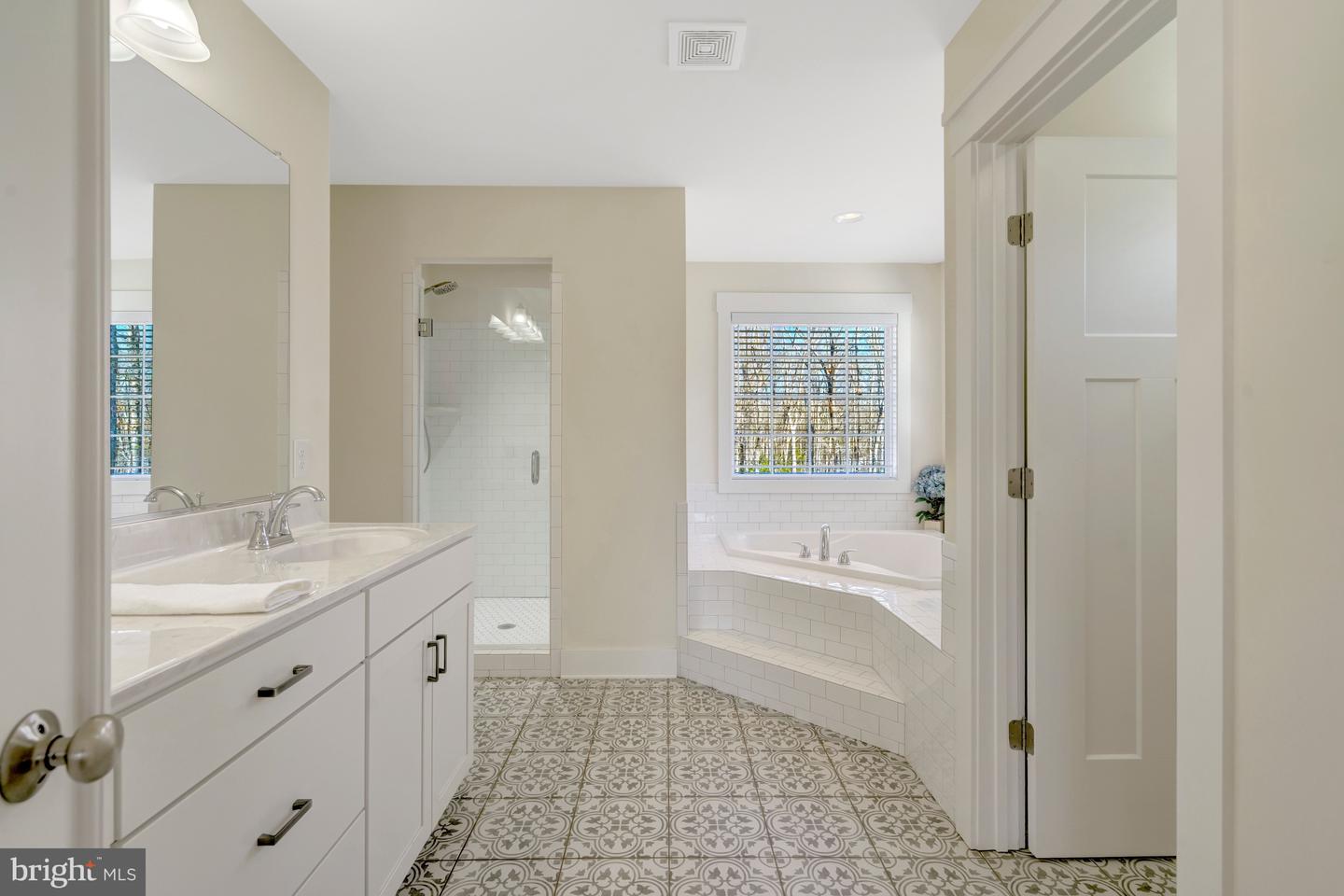 116 HIDDEN LN, STAFFORD, Virginia 22556, 5 Bedrooms Bedrooms, ,3 BathroomsBathrooms,Residential,For sale,116 HIDDEN LN,VAST2044904 MLS # VAST2044904