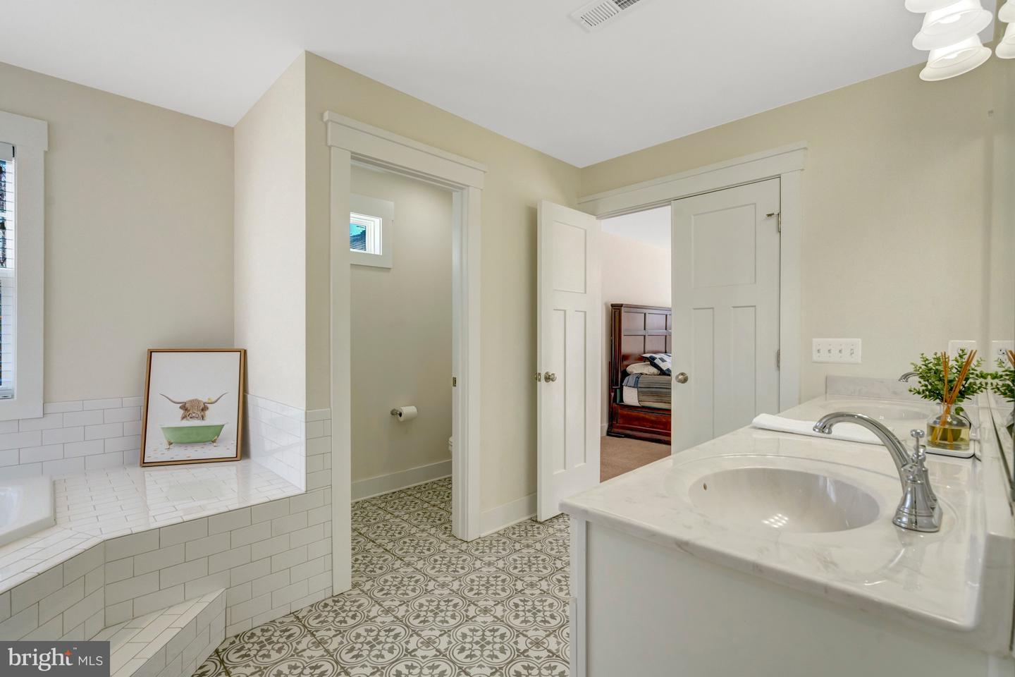 116 HIDDEN LN, STAFFORD, Virginia 22556, 5 Bedrooms Bedrooms, ,3 BathroomsBathrooms,Residential,For sale,116 HIDDEN LN,VAST2044904 MLS # VAST2044904