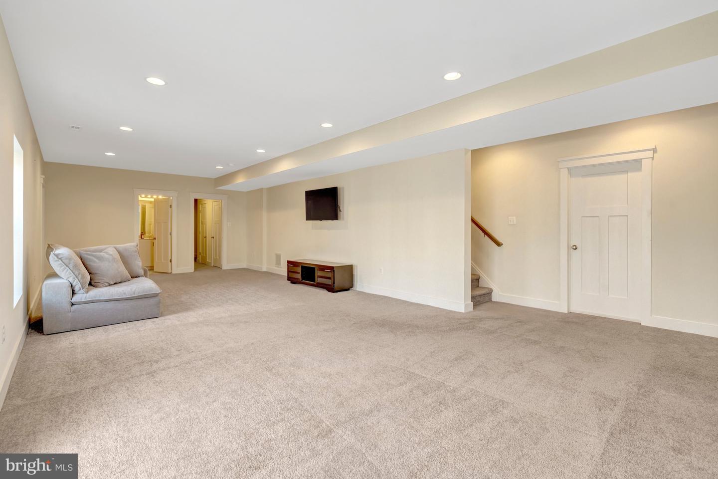 116 HIDDEN LN, STAFFORD, Virginia 22556, 5 Bedrooms Bedrooms, ,3 BathroomsBathrooms,Residential,For sale,116 HIDDEN LN,VAST2044904 MLS # VAST2044904