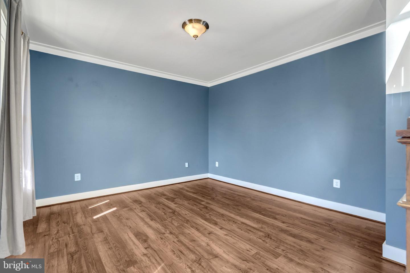 116 HIDDEN LN, STAFFORD, Virginia 22556, 5 Bedrooms Bedrooms, ,3 BathroomsBathrooms,Residential,For sale,116 HIDDEN LN,VAST2044904 MLS # VAST2044904