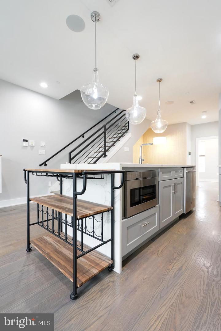 1632 K ST NE #PH, WASHINGTON, District Of Columbia 20002, 3 Bedrooms Bedrooms, ,3 BathroomsBathrooms,Residential,For sale,1632 K ST NE #PH,DCDC2239220 MLS # DCDC2239220 1632 K ST NE #PH, WASHINGTON, District Of Columbia 20002, 3 Bedrooms Bedrooms, ,3 BathroomsBathrooms,Residential,For sale,1632 K ST NE #PH,DCDC2239220 MLS # DCDC2239220