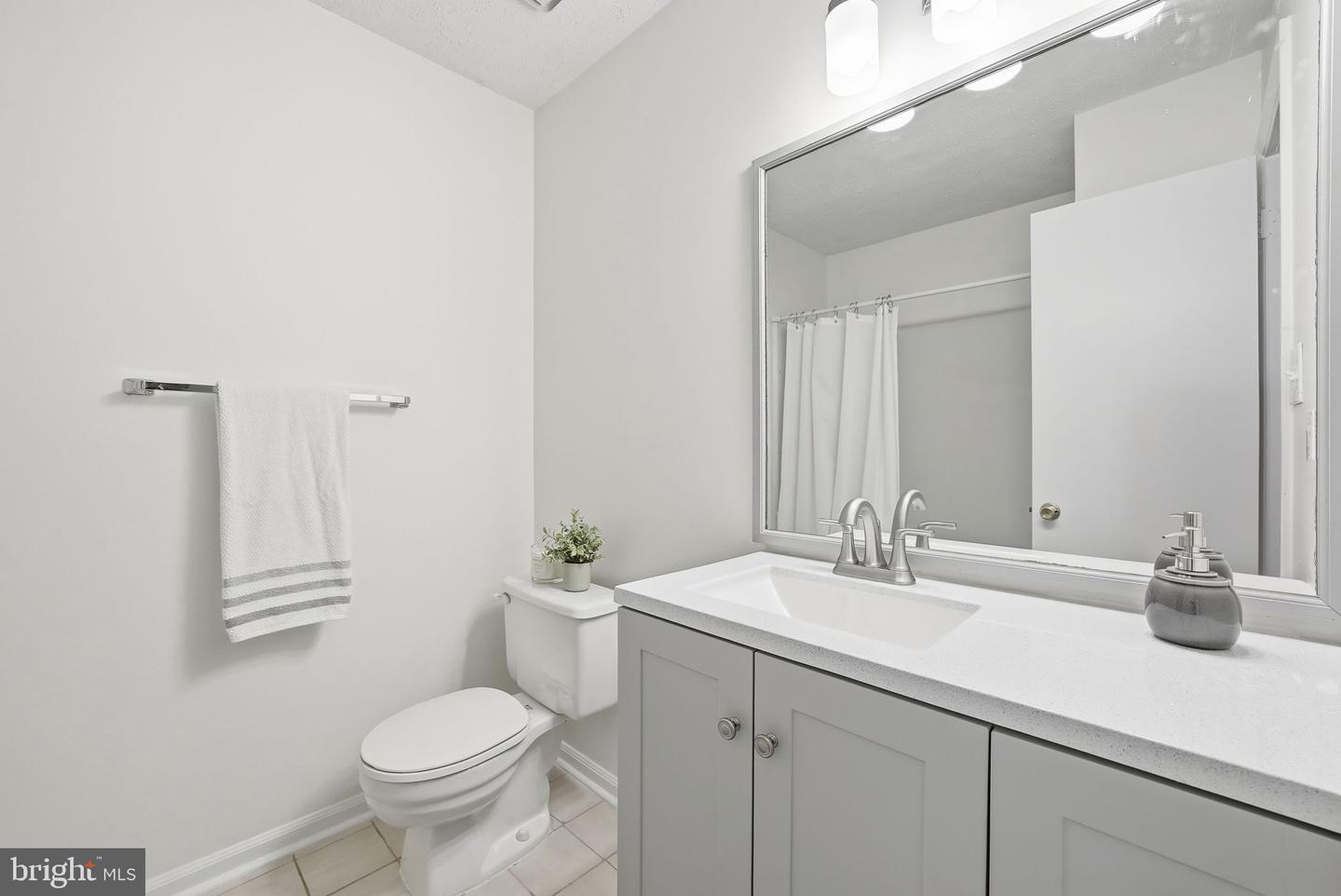 2316 GLADE BANK WAY, RESTON, Virginia 20191, 3 Bedrooms Bedrooms, ,2 BathroomsBathrooms,Residential,For sale,2316 GLADE BANK WAY,VAFX2284312 MLS # VAFX2284312 2316 GLADE BANK WAY, RESTON, Virginia 20191, 3 Bedrooms Bedrooms, ,2 BathroomsBathrooms,Residential,For sale,2316 GLADE BANK WAY,VAFX2284312 MLS # VAFX2284312