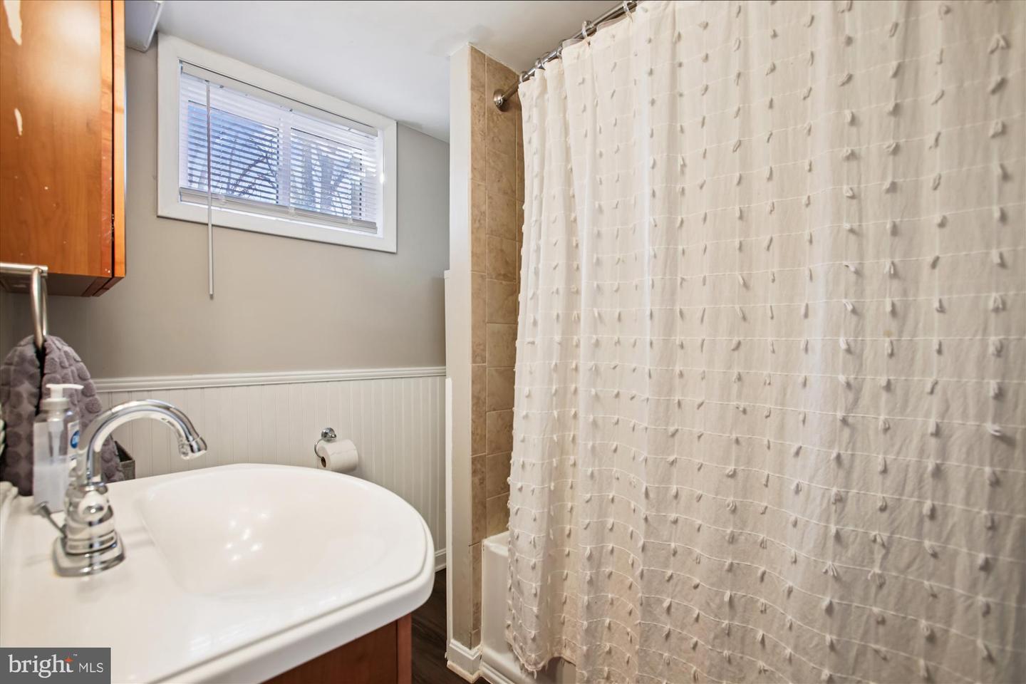 8008 NOEL ST, ALEXANDRIA, Virginia 22309, 3 Bedrooms Bedrooms, ,2 BathroomsBathrooms,Residential,For sale,8008 NOEL ST,VAFX2284348 MLS # VAFX2284348 8008 NOEL ST, ALEXANDRIA, Virginia 22309, 3 Bedrooms Bedrooms, ,2 BathroomsBathrooms,Residential,For sale,8008 NOEL ST,VAFX2284348 MLS # VAFX2284348
