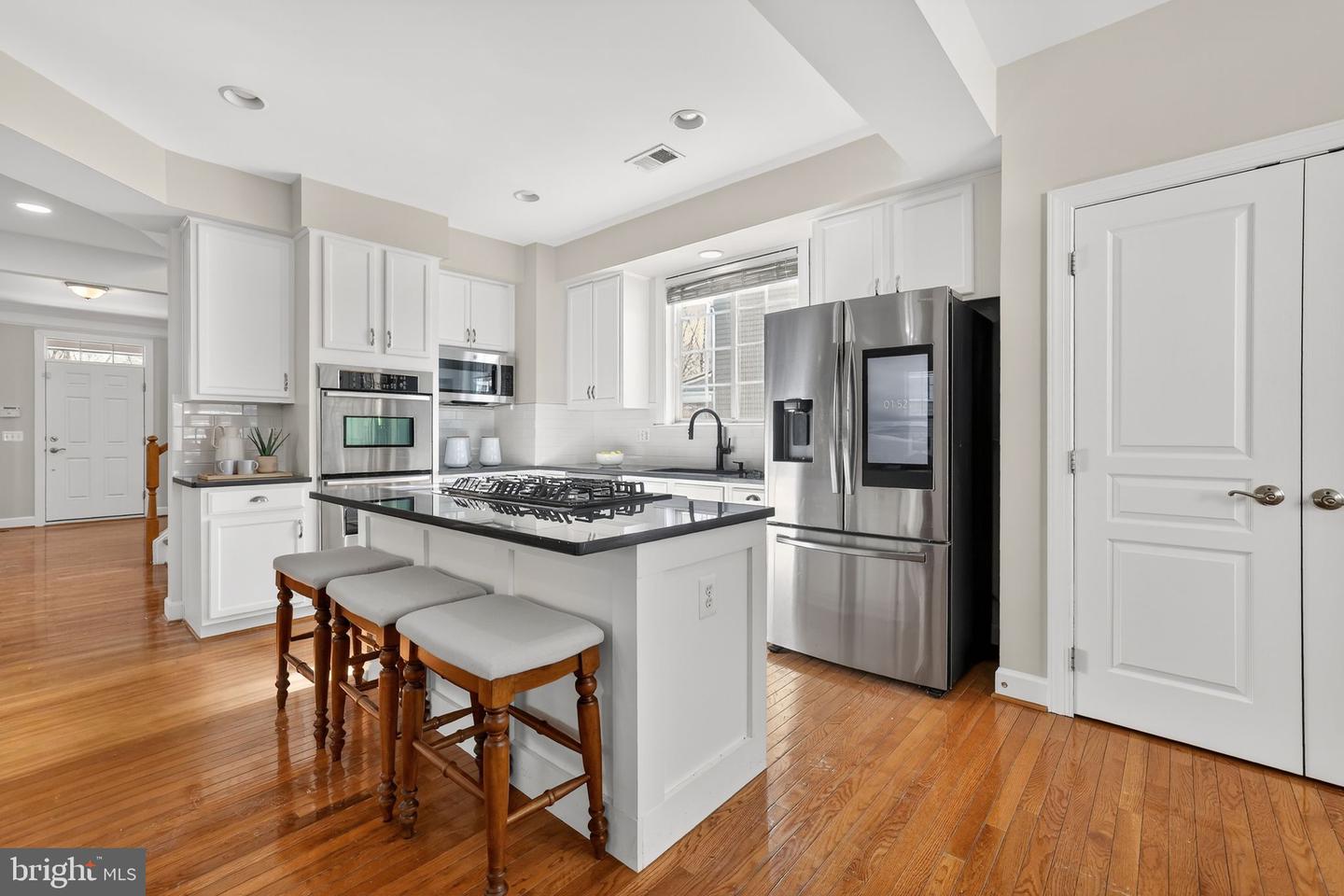 23106 BRONSTEIN LN, BRAMBLETON, Virginia 20148, 5 Bedrooms Bedrooms, ,4 BathroomsBathrooms,Residential,For sale,23106 BRONSTEIN LN,VALO2113470 MLS # VALO2113470