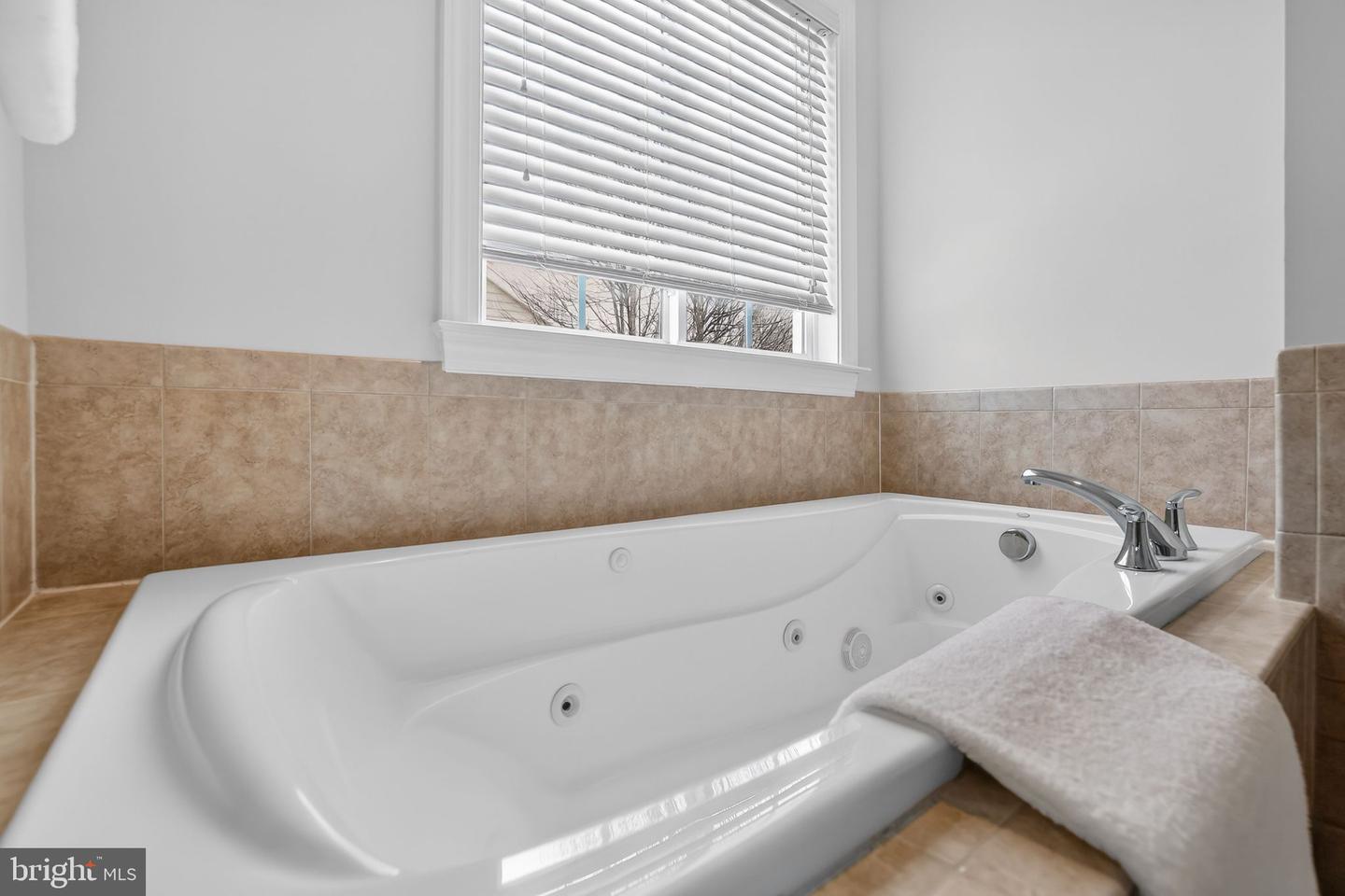 23106 BRONSTEIN LN, BRAMBLETON, Virginia 20148, 5 Bedrooms Bedrooms, ,4 BathroomsBathrooms,Residential,For sale,23106 BRONSTEIN LN,VALO2113470 MLS # VALO2113470