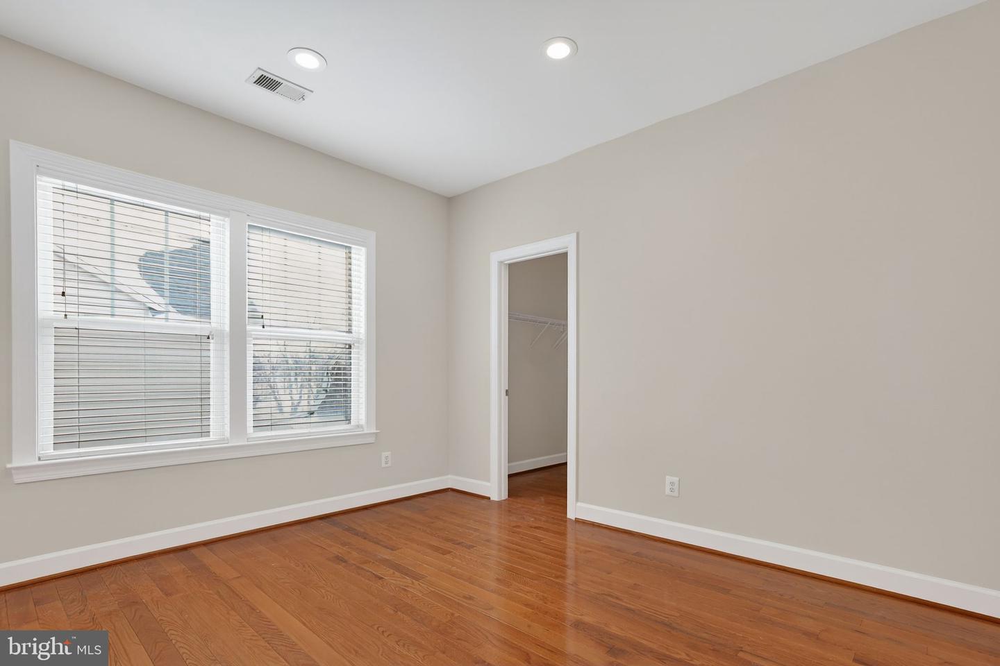 23106 BRONSTEIN LN, BRAMBLETON, Virginia 20148, 5 Bedrooms Bedrooms, ,4 BathroomsBathrooms,Residential,For sale,23106 BRONSTEIN LN,VALO2113470 MLS # VALO2113470