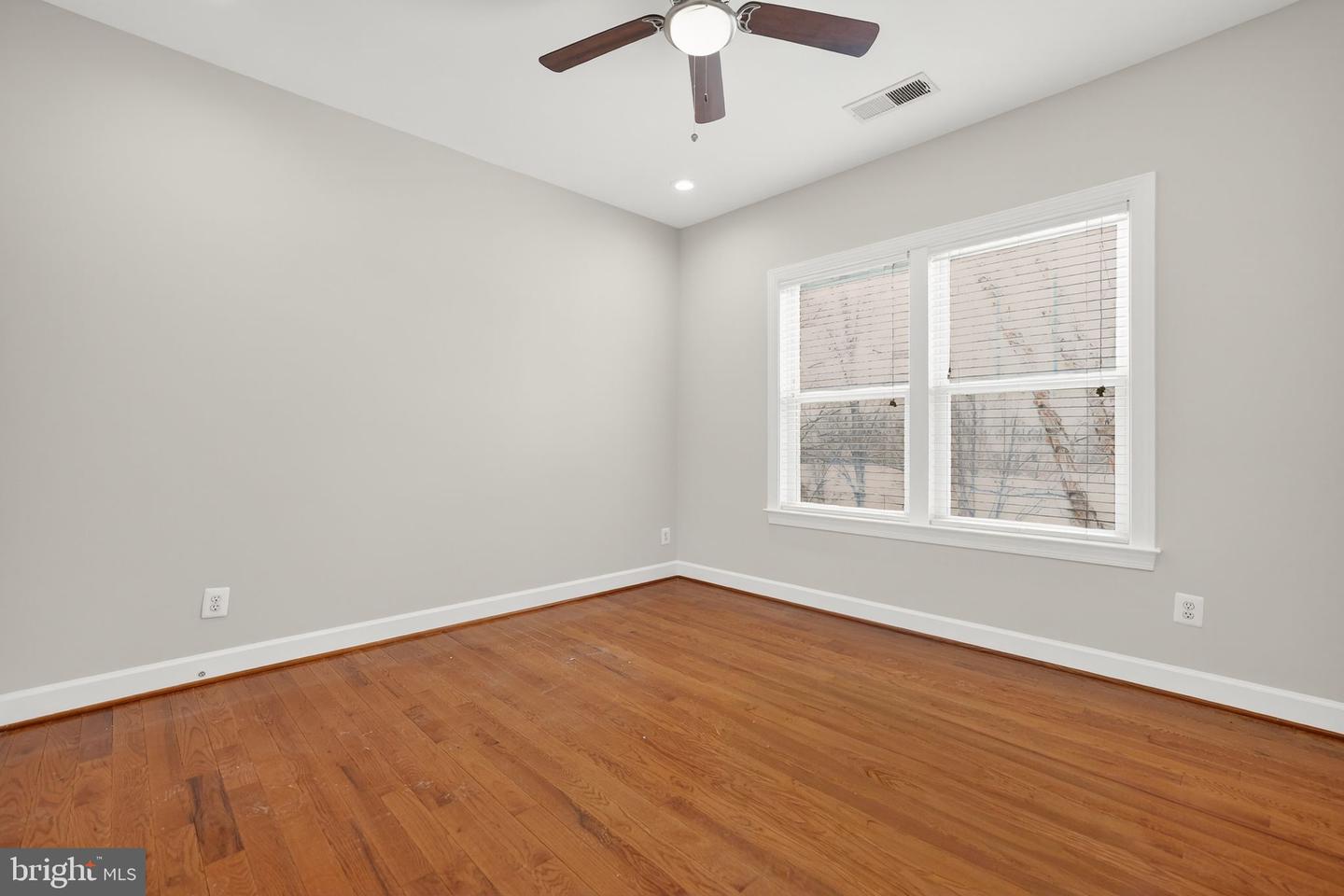 23106 BRONSTEIN LN, BRAMBLETON, Virginia 20148, 5 Bedrooms Bedrooms, ,4 BathroomsBathrooms,Residential,For sale,23106 BRONSTEIN LN,VALO2113470 MLS # VALO2113470