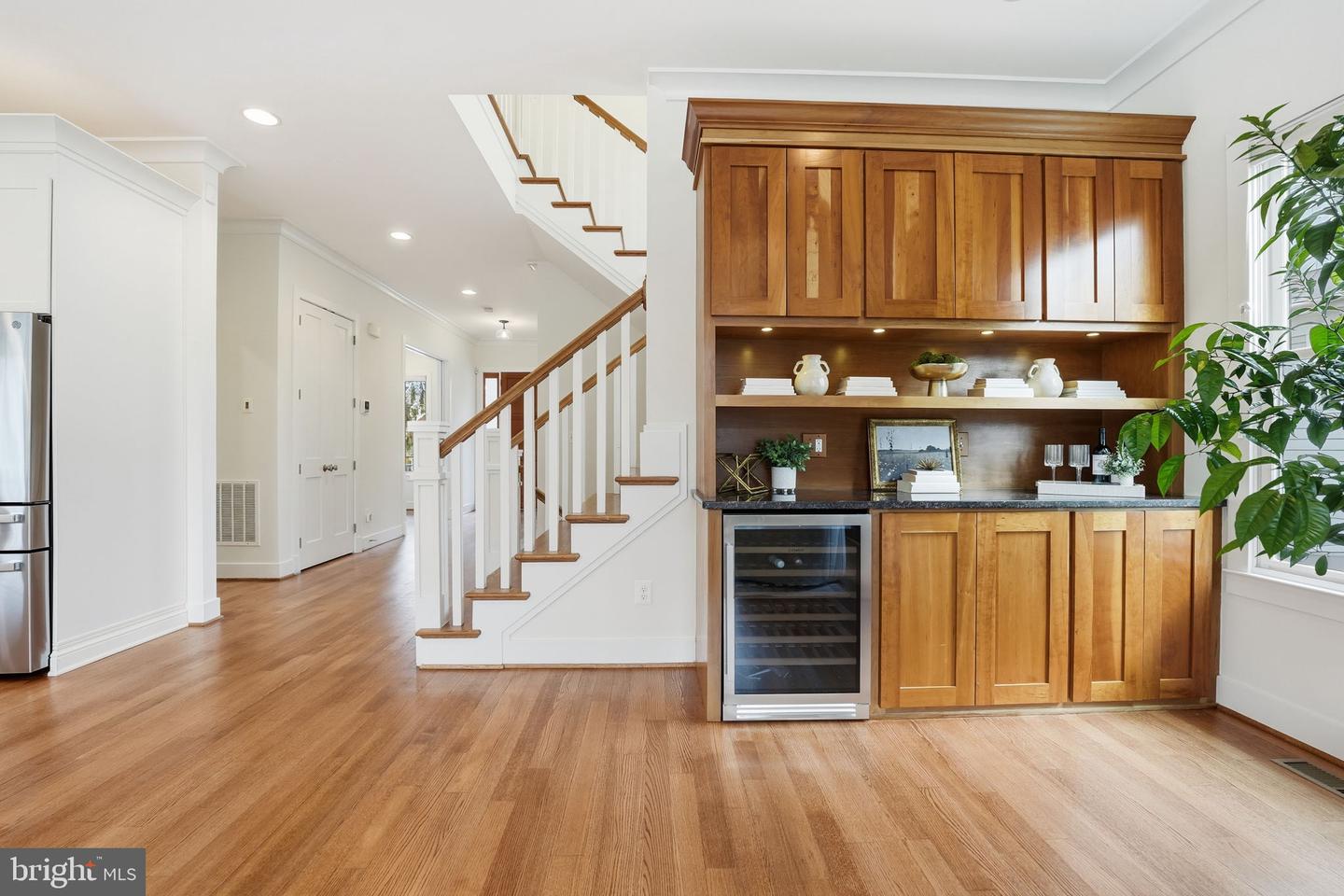 1614 N JACKSON ST, ARLINGTON, Virginia 22201, 4 Bedrooms Bedrooms, ,4 BathroomsBathrooms,Residential,For sale,1614 N JACKSON ST,VAAR2067410 MLS # VAAR2067410