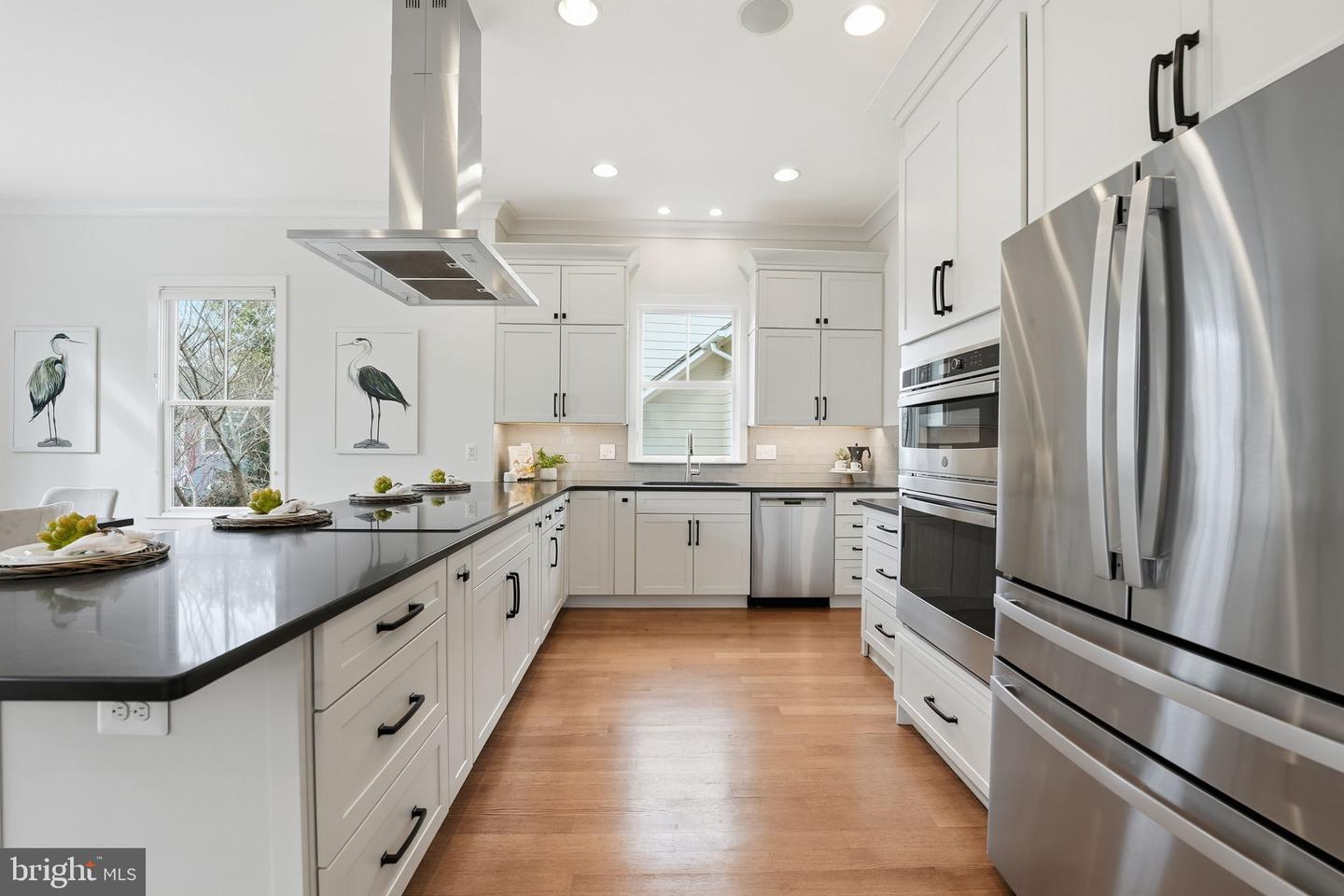 1614 N JACKSON ST, ARLINGTON, Virginia 22201, 4 Bedrooms Bedrooms, ,4 BathroomsBathrooms,Residential,For sale,1614 N JACKSON ST,VAAR2067410 MLS # VAAR2067410