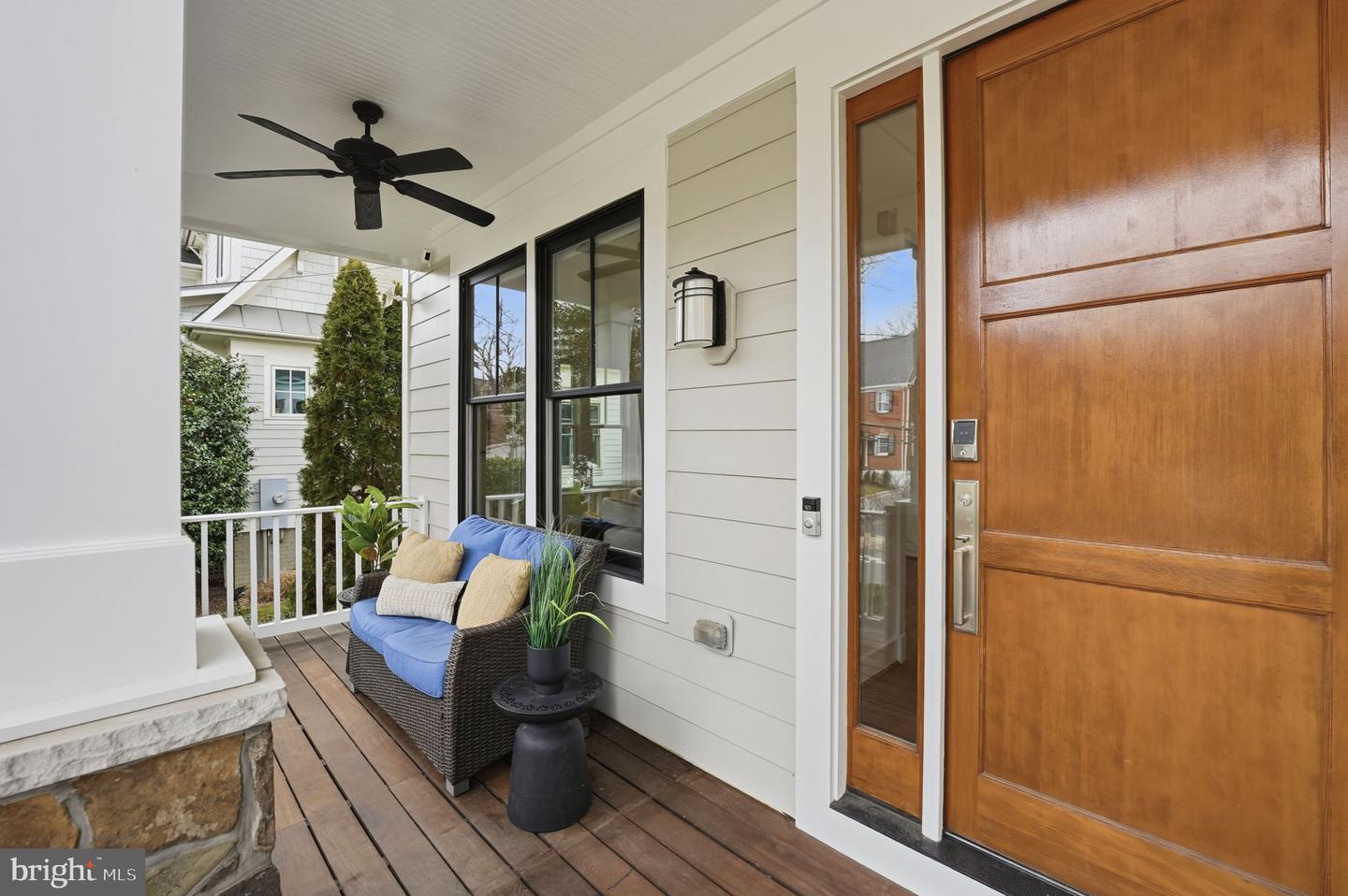 1614 N JACKSON ST, ARLINGTON, Virginia 22201, 4 Bedrooms Bedrooms, ,4 BathroomsBathrooms,Residential,For sale,1614 N JACKSON ST,VAAR2067410 MLS # VAAR2067410