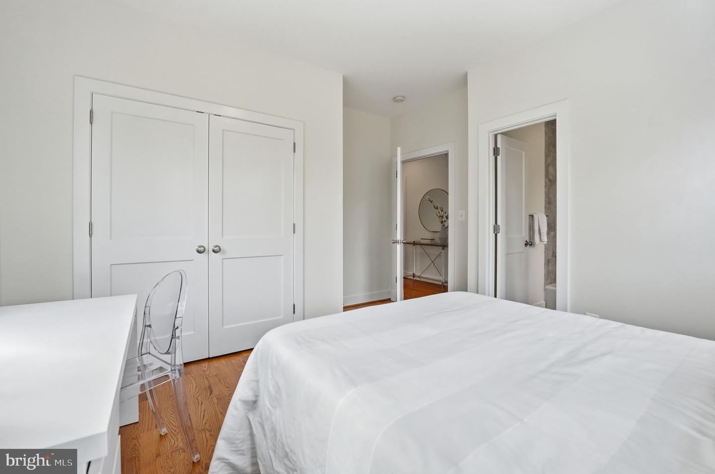 1614 N JACKSON ST, ARLINGTON, Virginia 22201, 4 Bedrooms Bedrooms, ,4 BathroomsBathrooms,Residential,For sale,1614 N JACKSON ST,VAAR2067410 MLS # VAAR2067410