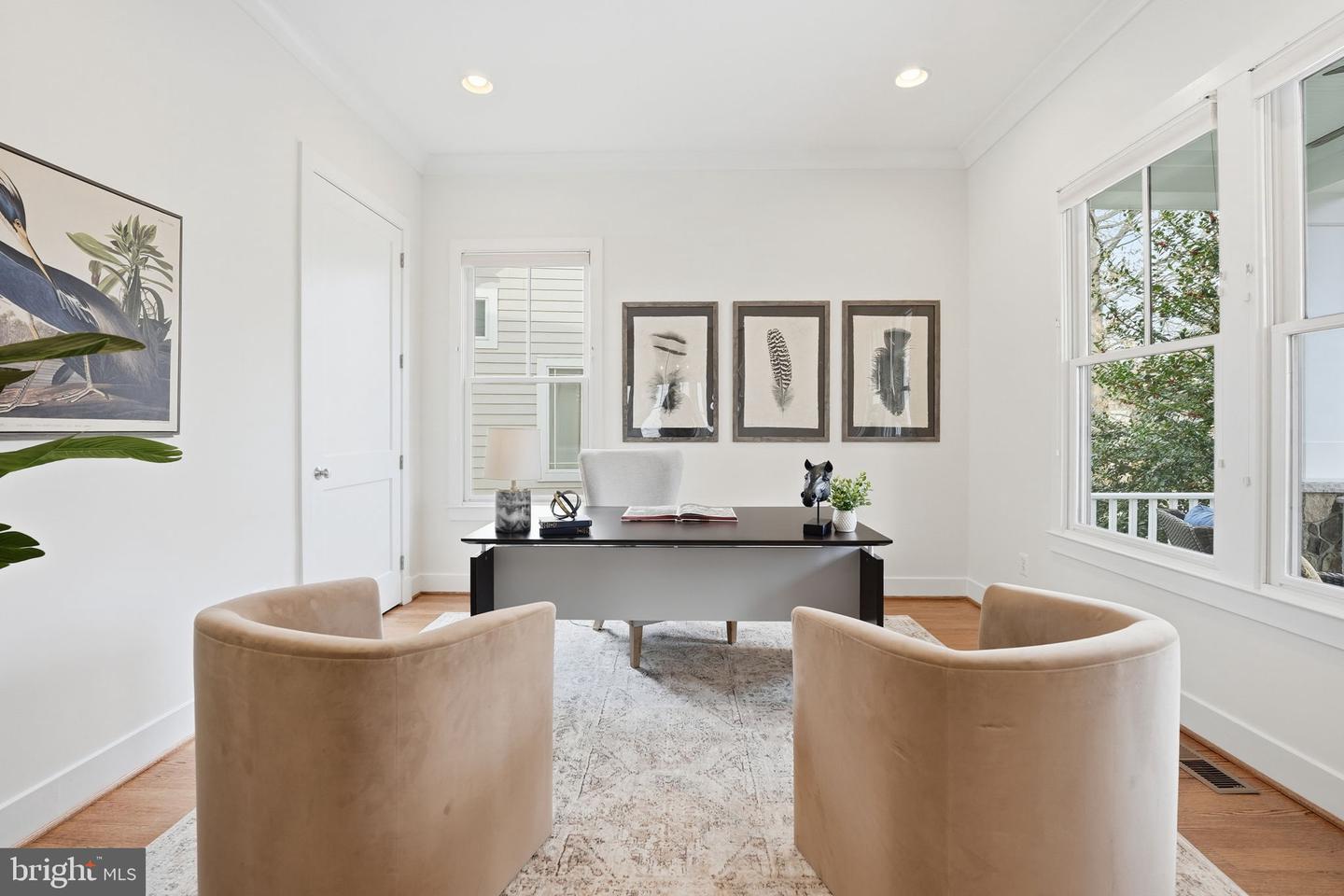 1614 N JACKSON ST, ARLINGTON, Virginia 22201, 4 Bedrooms Bedrooms, ,4 BathroomsBathrooms,Residential,For sale,1614 N JACKSON ST,VAAR2067410 MLS # VAAR2067410