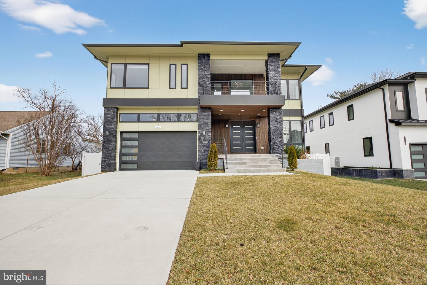 1815 PEABODY DR, FALLS CHURCH, Virginia 22043, 5 Bedrooms Bedrooms, ,4 BathroomsBathrooms,Residential,For sale,1815 PEABODY DR,VAFX2284578 MLS # VAFX2284578 1815 PEABODY DR, FALLS CHURCH, Virginia 22043, 5 Bedrooms Bedrooms, ,4 BathroomsBathrooms,Residential,For sale,1815 PEABODY DR,VAFX2284578 MLS # VAFX2284578