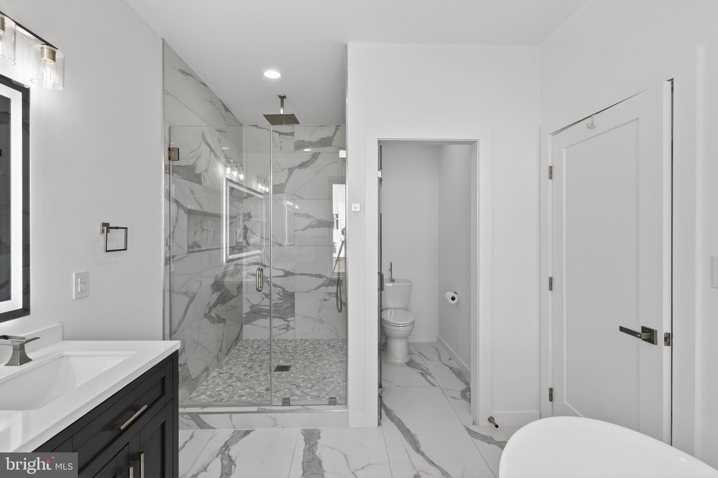 1815 PEABODY DR, FALLS CHURCH, Virginia 22043, 5 Bedrooms Bedrooms, ,4 BathroomsBathrooms,Residential,For sale,1815 PEABODY DR,VAFX2284578 MLS # VAFX2284578 1815 PEABODY DR, FALLS CHURCH, Virginia 22043, 5 Bedrooms Bedrooms, ,4 BathroomsBathrooms,Residential,For sale,1815 PEABODY DR,VAFX2284578 MLS # VAFX2284578