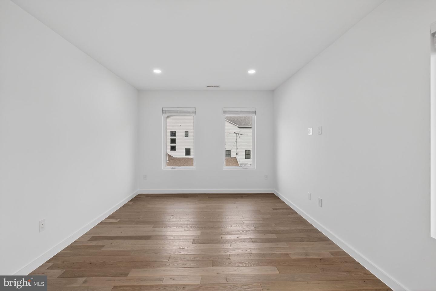 1815 PEABODY DR, FALLS CHURCH, Virginia 22043, 5 Bedrooms Bedrooms, ,4 BathroomsBathrooms,Residential,For sale,1815 PEABODY DR,VAFX2284578 MLS # VAFX2284578 1815 PEABODY DR, FALLS CHURCH, Virginia 22043, 5 Bedrooms Bedrooms, ,4 BathroomsBathrooms,Residential,For sale,1815 PEABODY DR,VAFX2284578 MLS # VAFX2284578