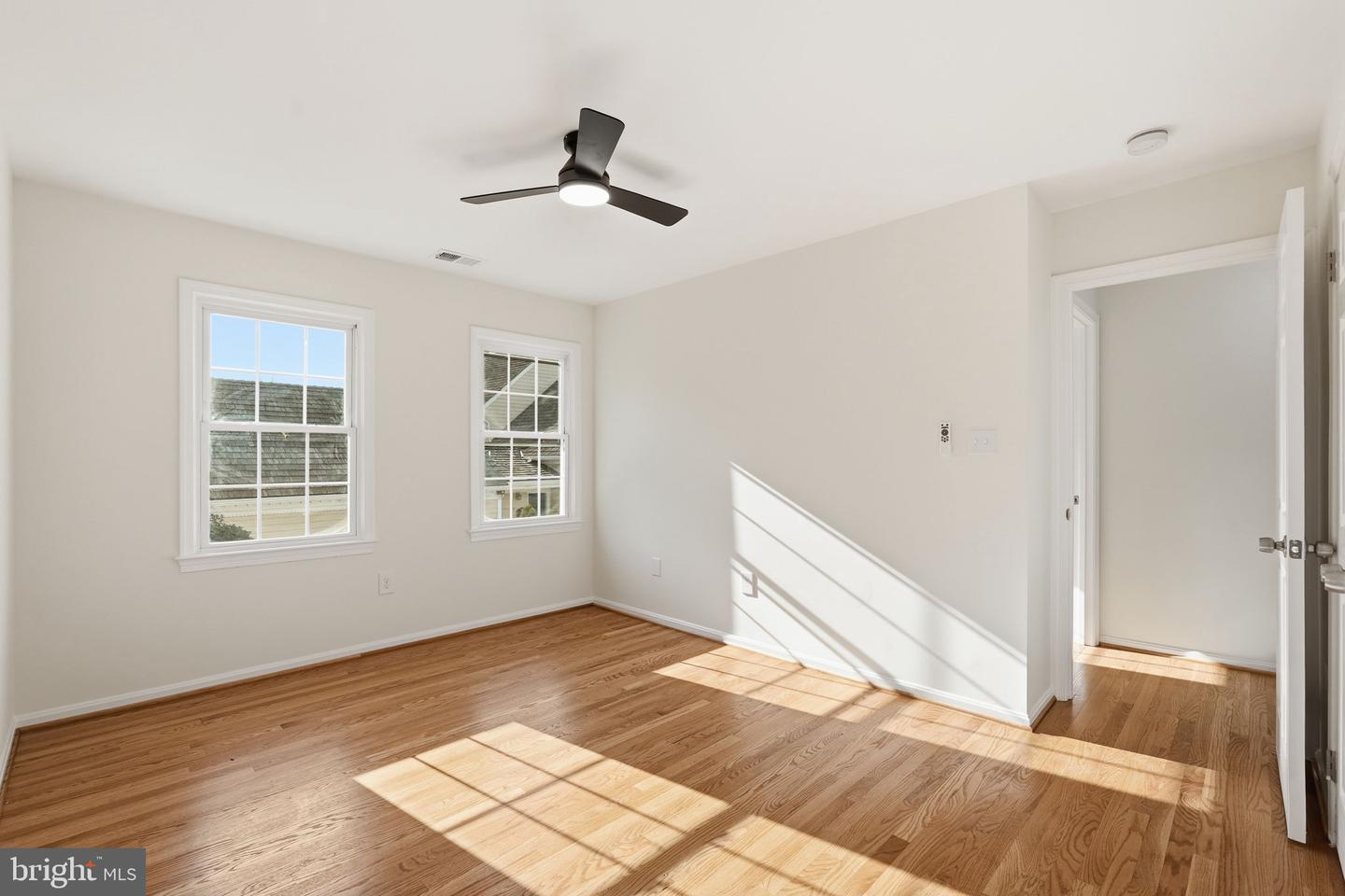 9416 MOUNT VERNON CIR, ALEXANDRIA, Virginia 22309, 4 Bedrooms Bedrooms, ,3 BathroomsBathrooms,Residential,For sale,9416 MOUNT VERNON CIR,VAFX2284674 MLS # VAFX2284674