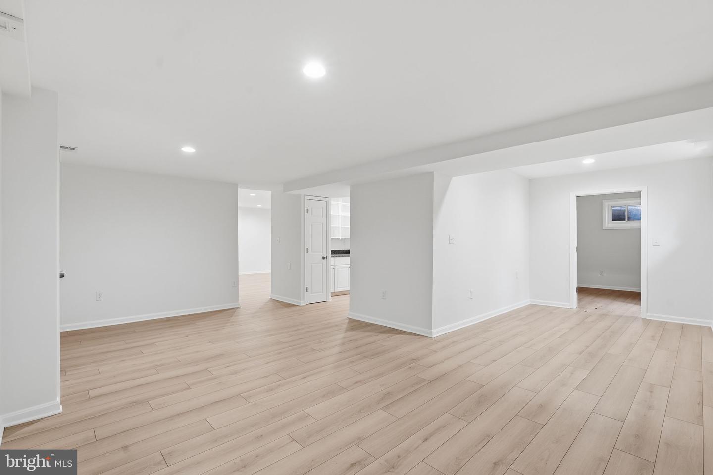 9416 MOUNT VERNON CIR, ALEXANDRIA, Virginia 22309, 4 Bedrooms Bedrooms, ,3 BathroomsBathrooms,Residential,For sale,9416 MOUNT VERNON CIR,VAFX2284674 MLS # VAFX2284674