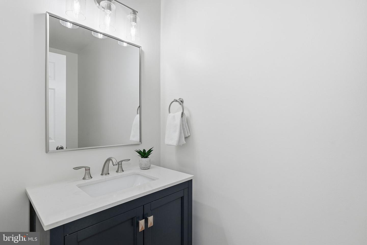 9416 MOUNT VERNON CIR, ALEXANDRIA, Virginia 22309, 4 Bedrooms Bedrooms, ,3 BathroomsBathrooms,Residential,For sale,9416 MOUNT VERNON CIR,VAFX2284674 MLS # VAFX2284674