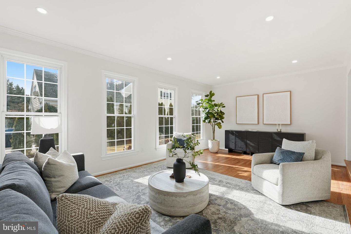 9416 MOUNT VERNON CIR, ALEXANDRIA, Virginia 22309, 4 Bedrooms Bedrooms, ,3 BathroomsBathrooms,Residential,For sale,9416 MOUNT VERNON CIR,VAFX2284674 MLS # VAFX2284674