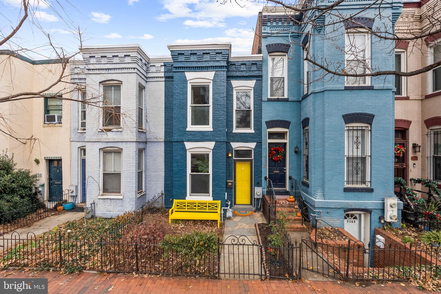 712 C ST NE, WASHINGTON, District Of Columbia 20002, 3 Bedrooms Bedrooms, ,2 BathroomsBathrooms,Residential,For sale,712 C ST NE,DCDC2240532 MLS # DCDC2240532
