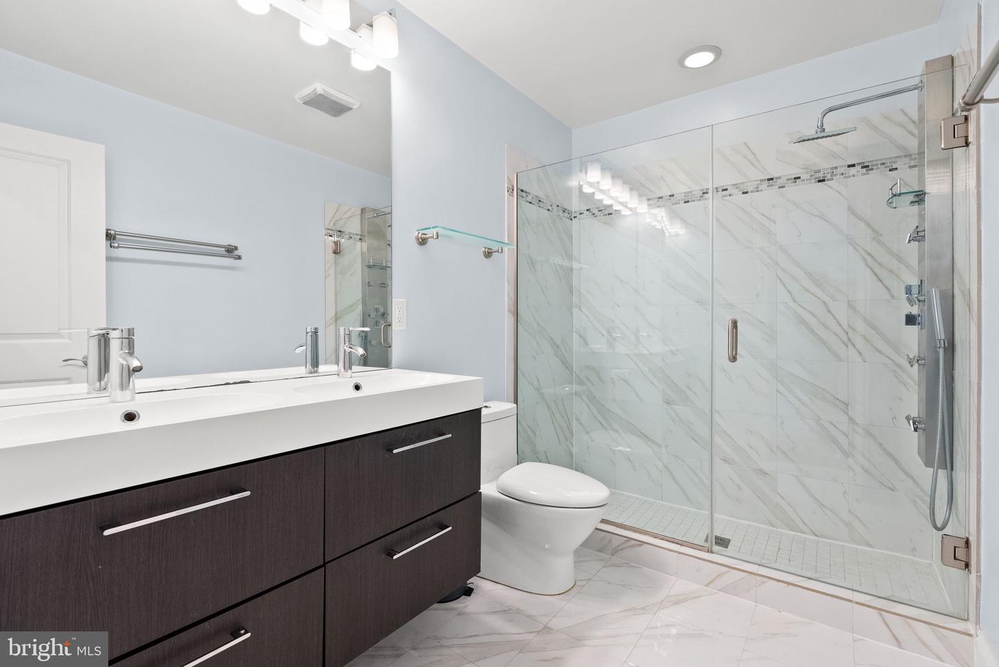 712 C ST NE, WASHINGTON, District Of Columbia 20002, 3 Bedrooms Bedrooms, ,2 BathroomsBathrooms,Residential,For sale,712 C ST NE,DCDC2240532 MLS # DCDC2240532