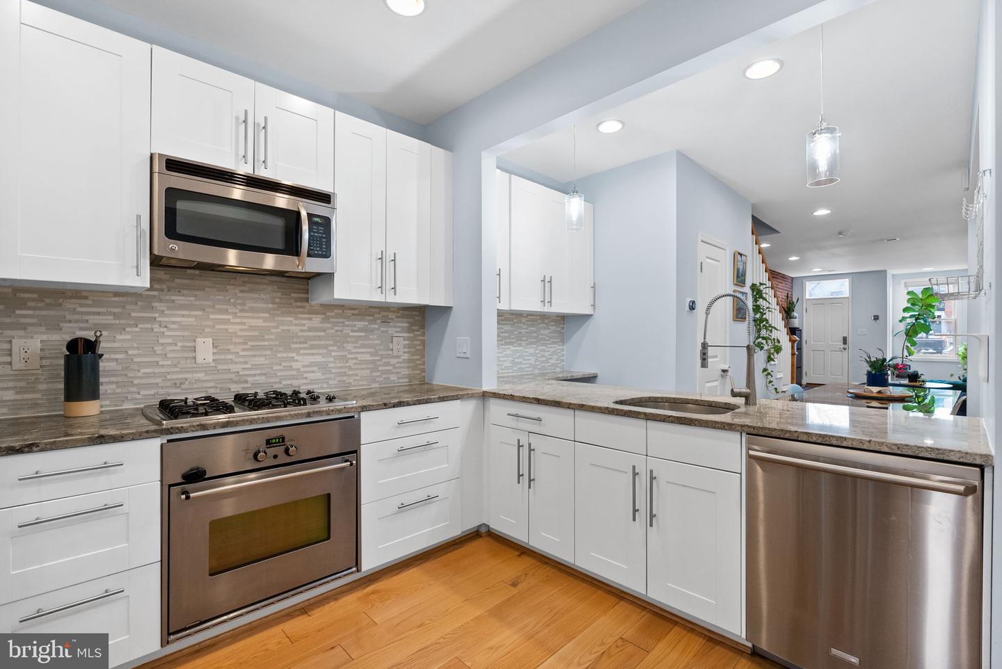 712 C ST NE, WASHINGTON, District Of Columbia 20002, 3 Bedrooms Bedrooms, ,2 BathroomsBathrooms,Residential,For sale,712 C ST NE,DCDC2240532 MLS # DCDC2240532