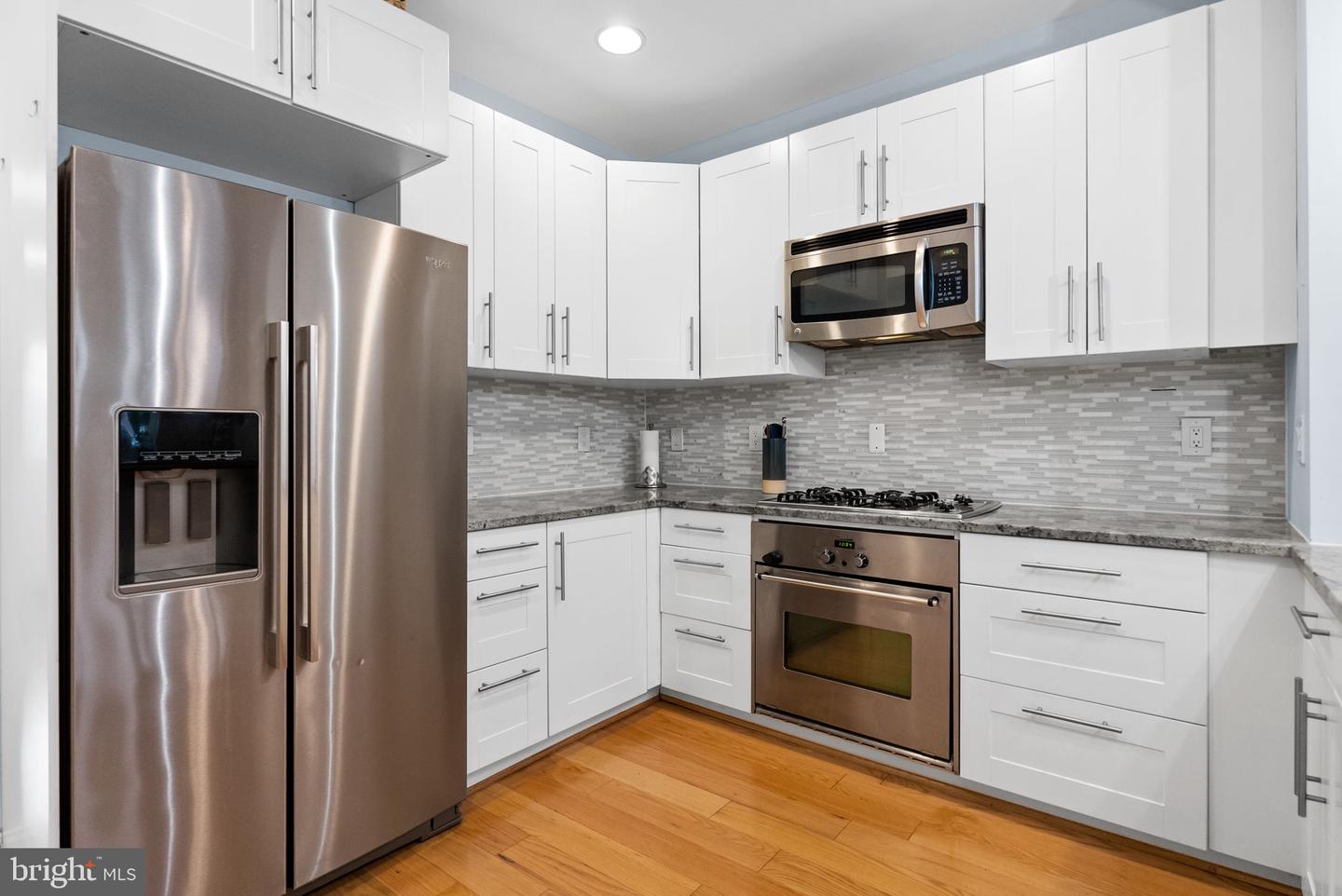 712 C ST NE, WASHINGTON, District Of Columbia 20002, 3 Bedrooms Bedrooms, ,2 BathroomsBathrooms,Residential,For sale,712 C ST NE,DCDC2240532 MLS # DCDC2240532