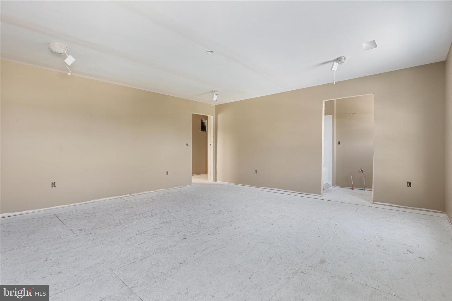 204 RUSS JOHNSON RD, FRONT ROYAL, Virginia 22630, 4 Bedrooms Bedrooms, ,3 BathroomsBathrooms,Residential,For sale,204 RUSS JOHNSON RD,VAWR2013090 MLS # VAWR2013090