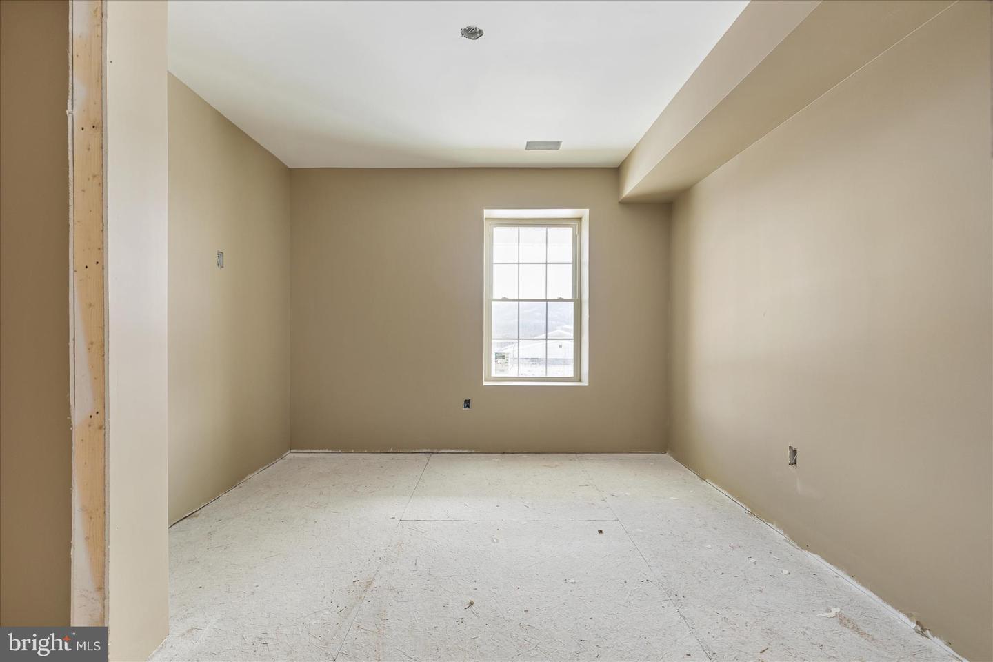 204 RUSS JOHNSON RD, FRONT ROYAL, Virginia 22630, 4 Bedrooms Bedrooms, ,3 BathroomsBathrooms,Residential,For sale,204 RUSS JOHNSON RD,VAWR2013090 MLS # VAWR2013090