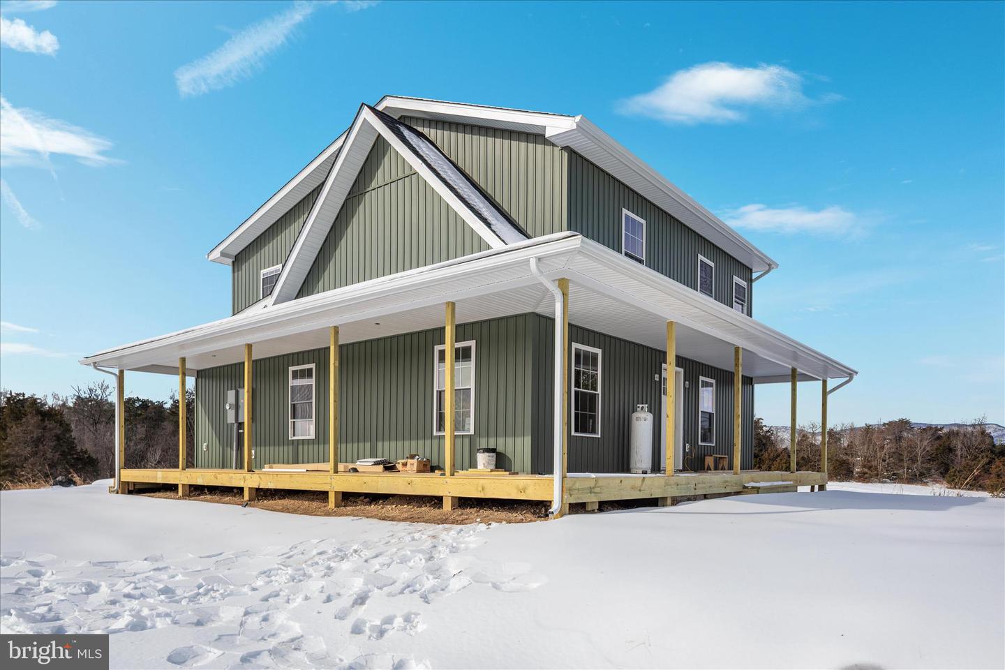 204 RUSS JOHNSON RD, FRONT ROYAL, Virginia 22630, 4 Bedrooms Bedrooms, ,3 BathroomsBathrooms,Residential,For sale,204 RUSS JOHNSON RD,VAWR2013090 MLS # VAWR2013090