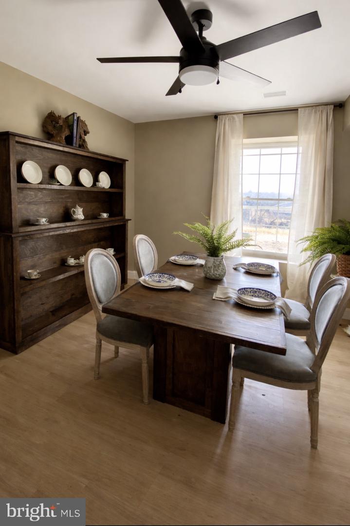 204 RUSS JOHNSON RD, FRONT ROYAL, Virginia 22630, 4 Bedrooms Bedrooms, ,3 BathroomsBathrooms,Residential,For sale,204 RUSS JOHNSON RD,VAWR2013090 MLS # VAWR2013090