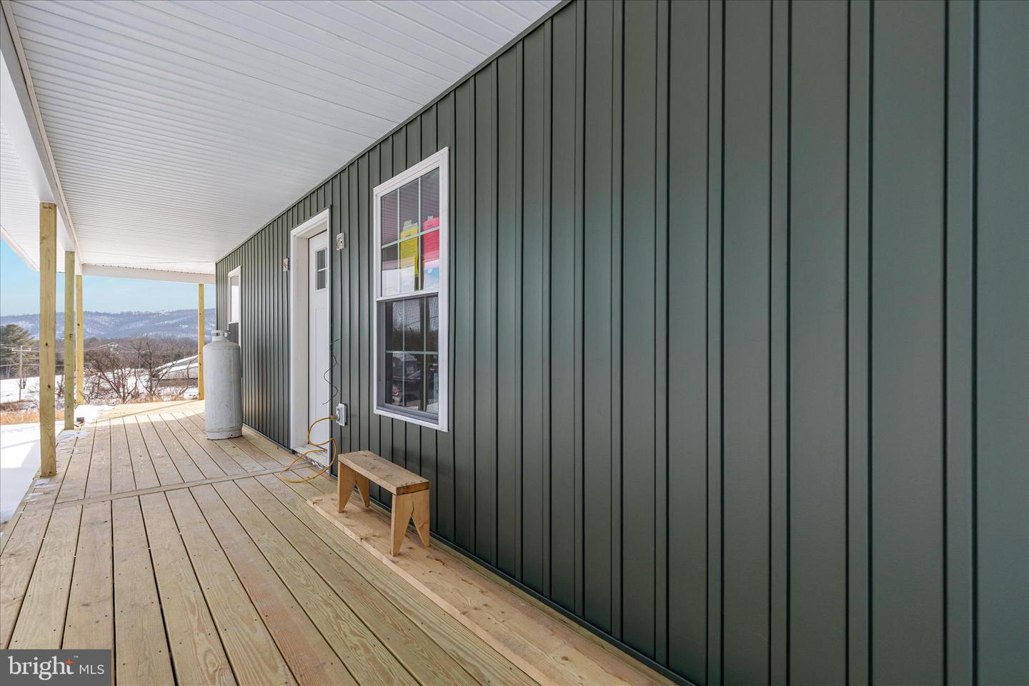 204 RUSS JOHNSON RD, FRONT ROYAL, Virginia 22630, 4 Bedrooms Bedrooms, ,3 BathroomsBathrooms,Residential,For sale,204 RUSS JOHNSON RD,VAWR2013090 MLS # VAWR2013090