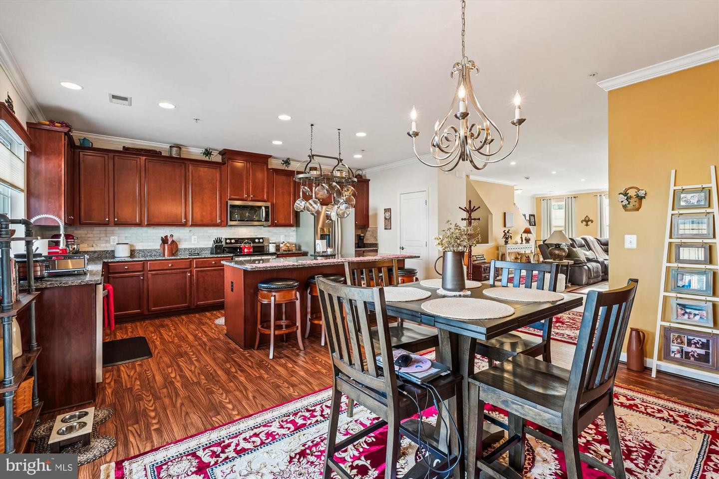 14840 MASON CIR, WOODBRIDGE, Virginia 22191, 3 Bedrooms Bedrooms, 6 Rooms Rooms,2 BathroomsBathrooms,Residential,For sale,14840 MASON CIR,VAPW2110420 MLS # VAPW2110420