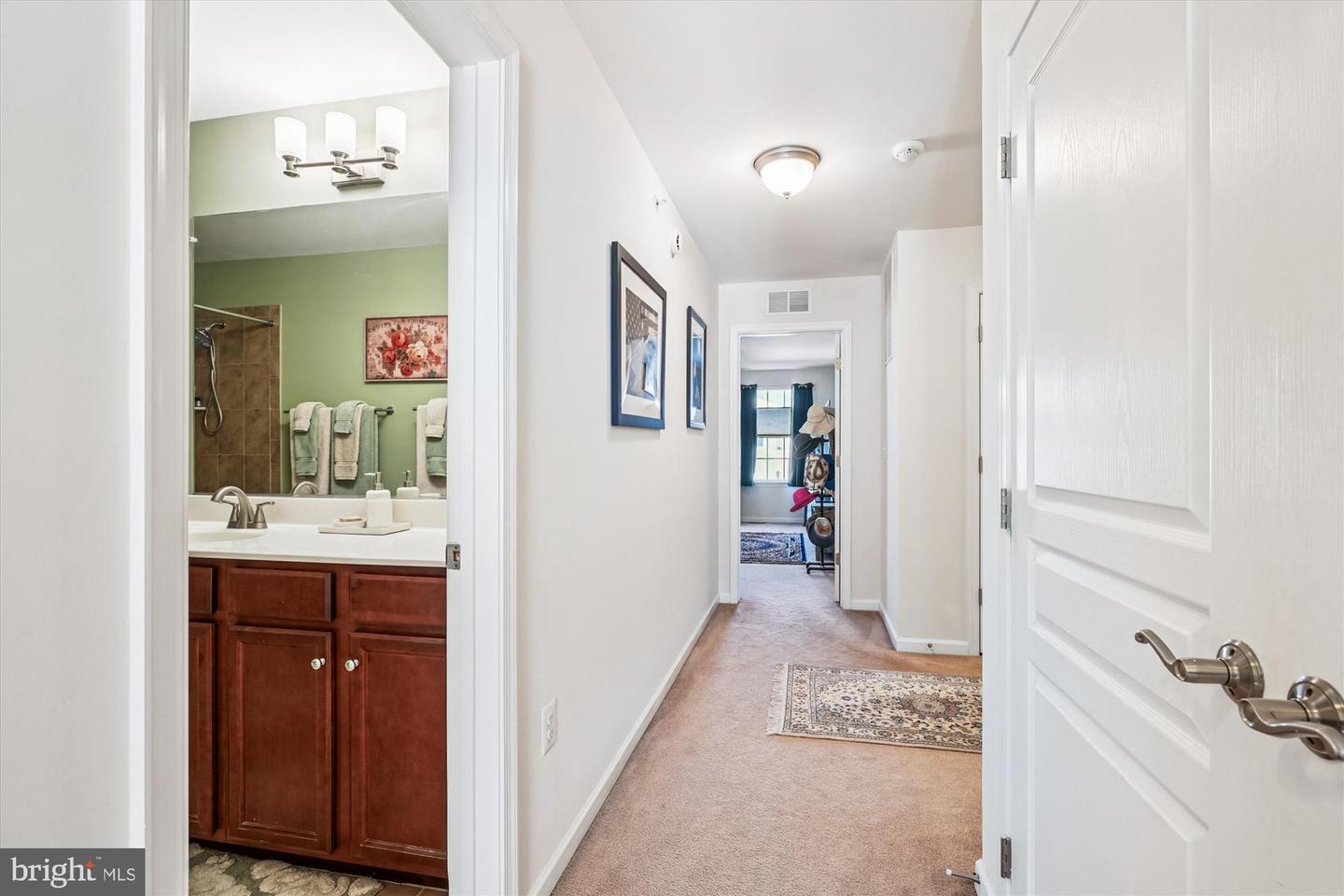 14840 MASON CIR, WOODBRIDGE, Virginia 22191, 3 Bedrooms Bedrooms, 6 Rooms Rooms,2 BathroomsBathrooms,Residential,For sale,14840 MASON CIR,VAPW2110420 MLS # VAPW2110420