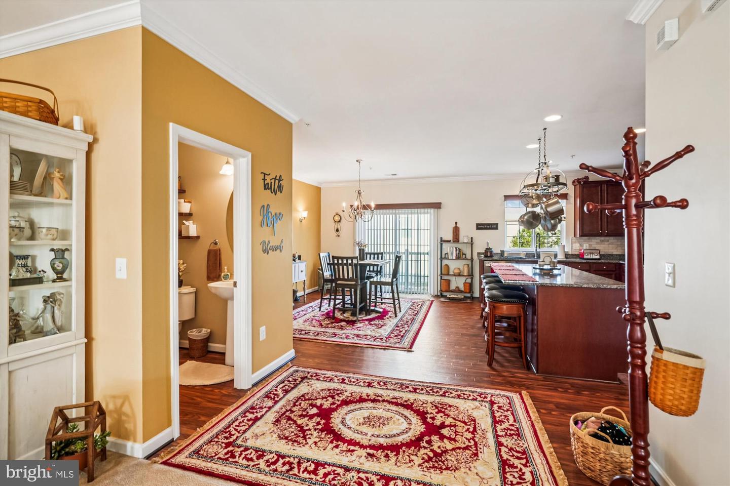 14840 MASON CIR, WOODBRIDGE, Virginia 22191, 3 Bedrooms Bedrooms, 6 Rooms Rooms,2 BathroomsBathrooms,Residential,For sale,14840 MASON CIR,VAPW2110420 MLS # VAPW2110420