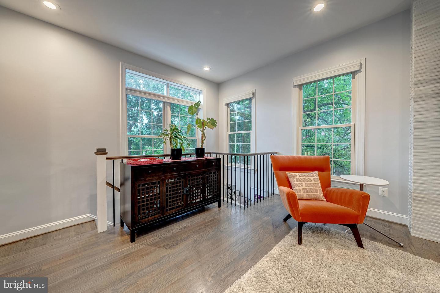 1500 N COLONIAL TER, ARLINGTON, Virginia 22209, 4 Bedrooms Bedrooms, ,2 BathroomsBathrooms,Residential,For sale,1500 N COLONIAL TER,VAAR2067666 MLS # VAAR2067666