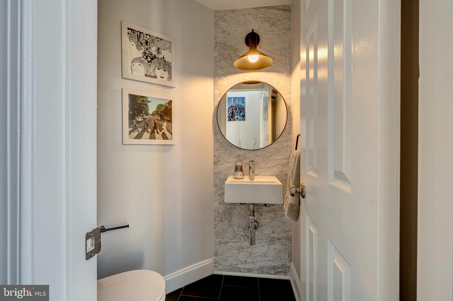 1500 N COLONIAL TER, ARLINGTON, Virginia 22209, 4 Bedrooms Bedrooms, ,2 BathroomsBathrooms,Residential,For sale,1500 N COLONIAL TER,VAAR2067666 MLS # VAAR2067666