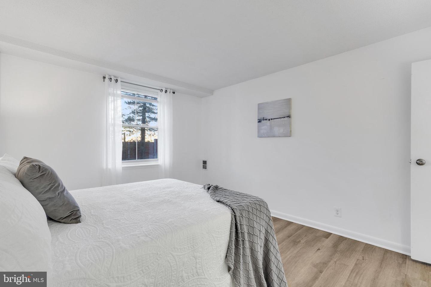 2030 N ADAMS ST #303, ARLINGTON, Virginia 22201, 2 Bedrooms Bedrooms, ,1 BathroomBathrooms,Residential,For sale,2030 N ADAMS ST #303,VAAR2067702 MLS # VAAR2067702