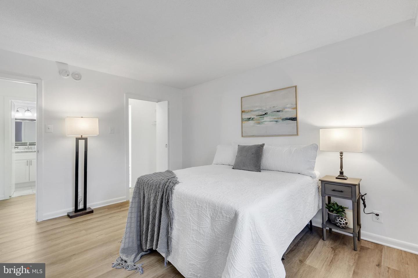 2030 N ADAMS ST #303, ARLINGTON, Virginia 22201, 2 Bedrooms Bedrooms, ,1 BathroomBathrooms,Residential,For sale,2030 N ADAMS ST #303,VAAR2067702 MLS # VAAR2067702