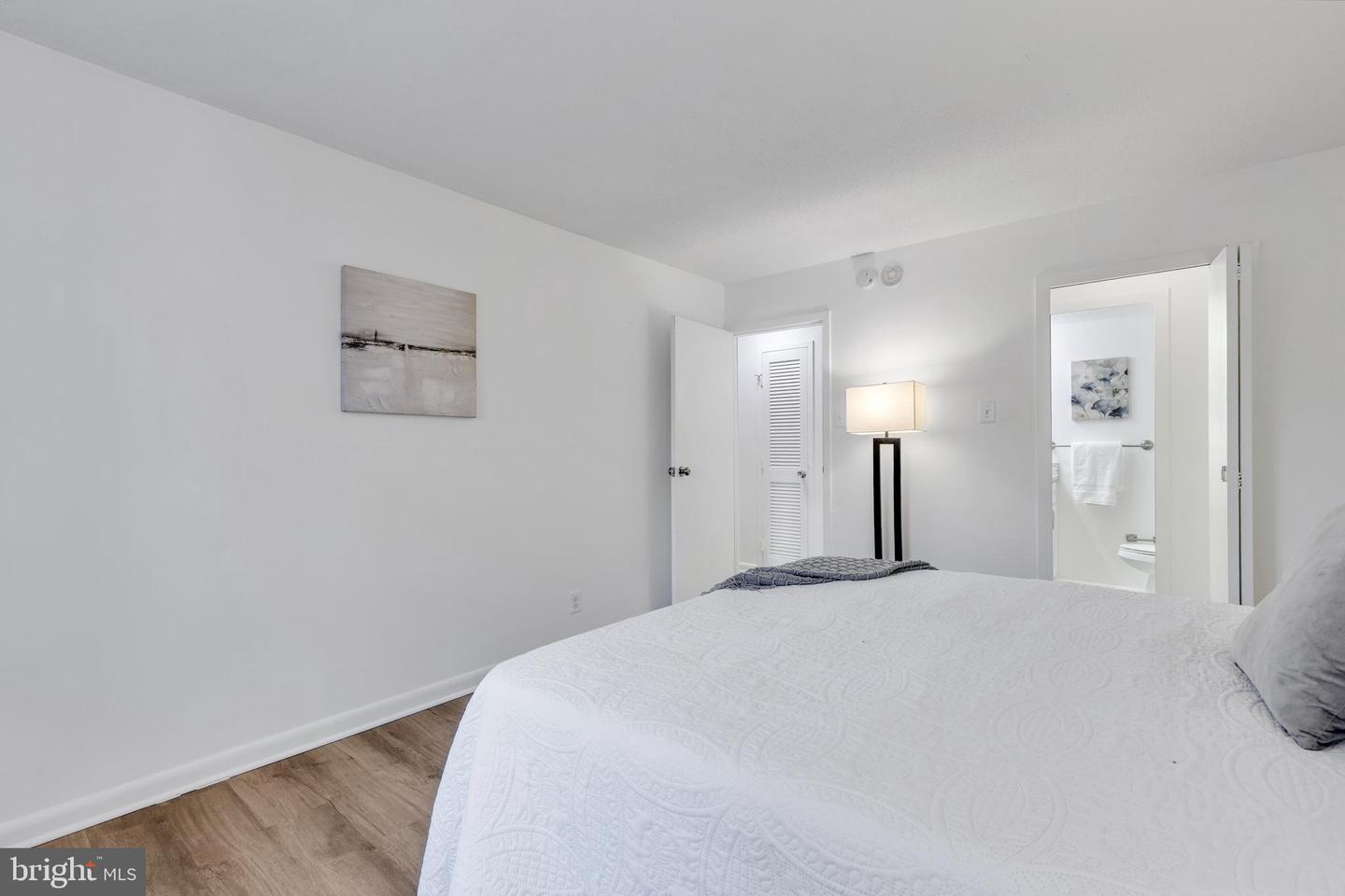 2030 N ADAMS ST #303, ARLINGTON, Virginia 22201, 2 Bedrooms Bedrooms, ,1 BathroomBathrooms,Residential,For sale,2030 N ADAMS ST #303,VAAR2067702 MLS # VAAR2067702