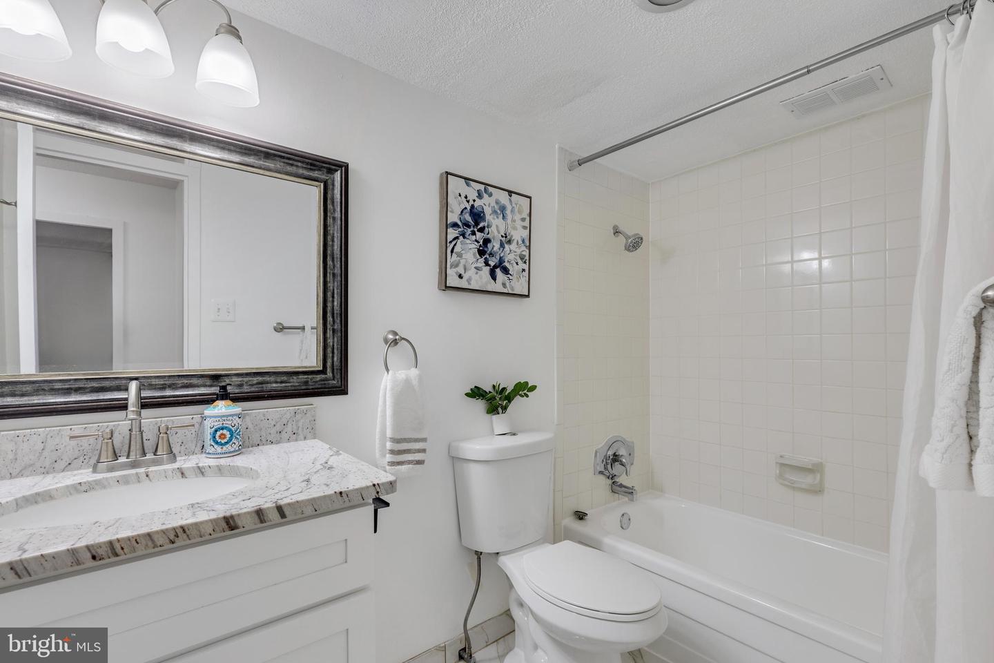 2030 N ADAMS ST #303, ARLINGTON, Virginia 22201, 2 Bedrooms Bedrooms, ,1 BathroomBathrooms,Residential,For sale,2030 N ADAMS ST #303,VAAR2067702 MLS # VAAR2067702