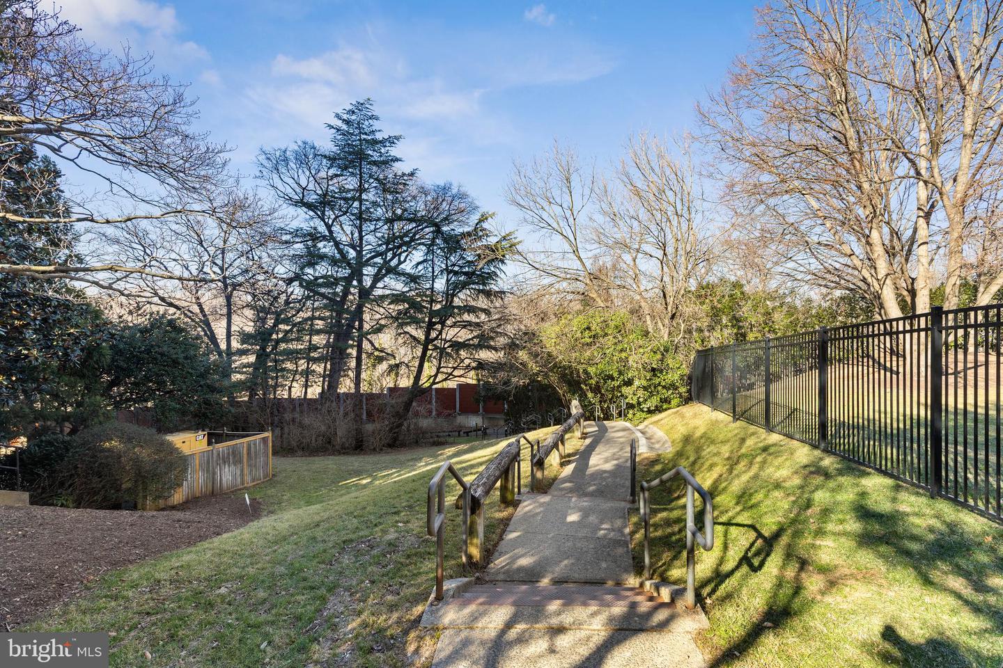 2030 N ADAMS ST #303, ARLINGTON, Virginia 22201, 2 Bedrooms Bedrooms, ,1 BathroomBathrooms,Residential,For sale,2030 N ADAMS ST #303,VAAR2067702 MLS # VAAR2067702