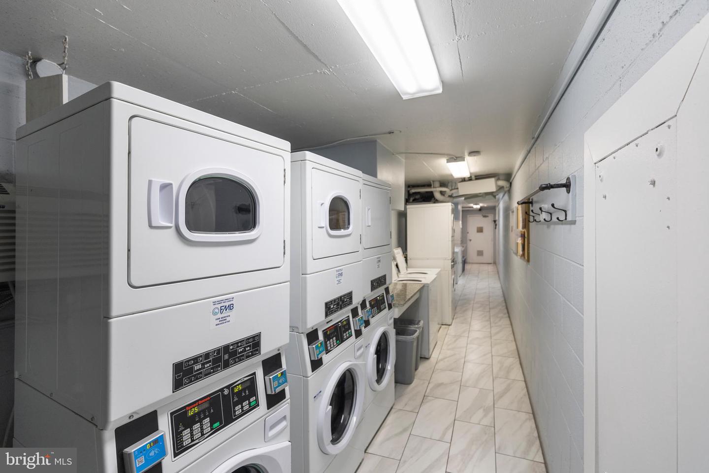 2030 N ADAMS ST #303, ARLINGTON, Virginia 22201, 2 Bedrooms Bedrooms, ,1 BathroomBathrooms,Residential,For sale,2030 N ADAMS ST #303,VAAR2067702 MLS # VAAR2067702