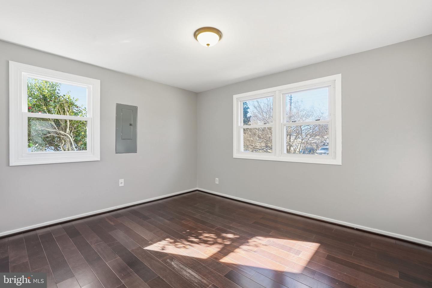 4811 WILBY CT, ALEXANDRIA, Virginia 22310, 4 Bedrooms Bedrooms, ,2 BathroomsBathrooms,Residential,For sale,4811 WILBY CT,VAFX2285596 MLS # VAFX2285596