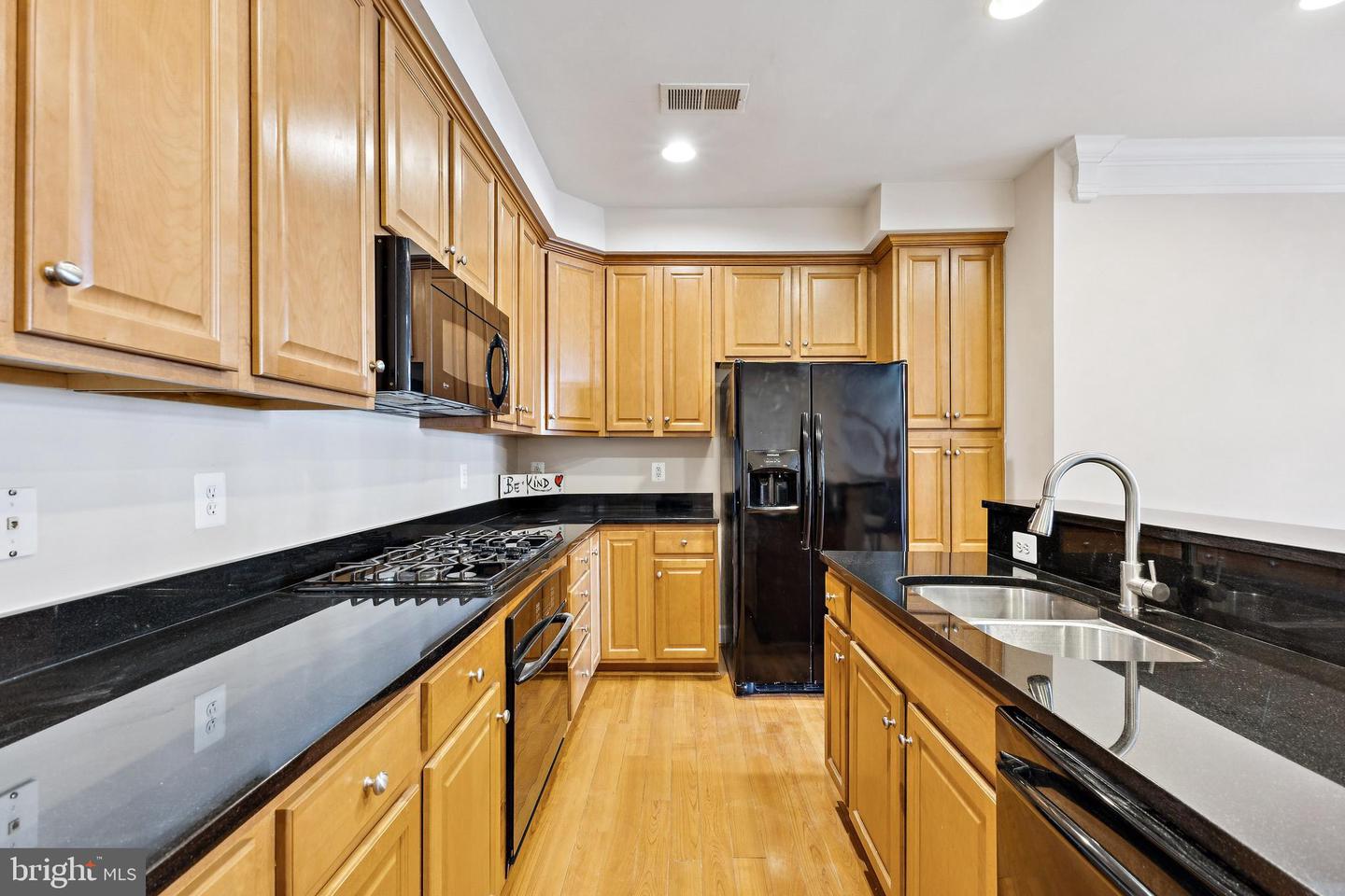 14762 POTOMAC BRANCH DR, WOODBRIDGE, Virginia 22191, 3 Bedrooms Bedrooms, ,2 BathroomsBathrooms,Residential,For sale,14762 POTOMAC BRANCH DR,VAPW2110506 MLS # VAPW2110506