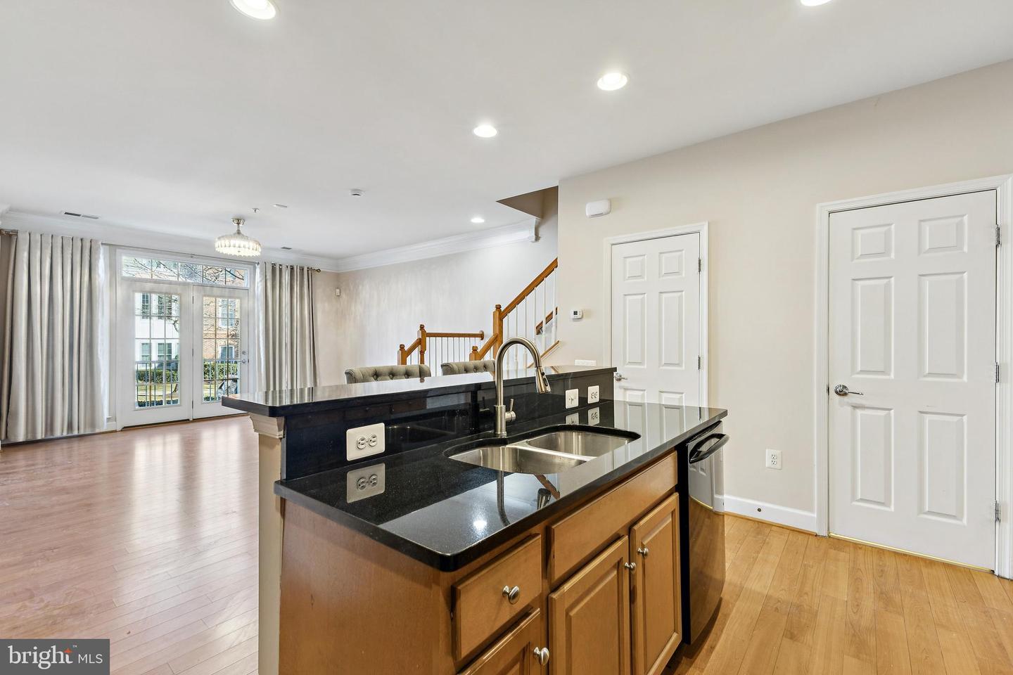 14762 POTOMAC BRANCH DR, WOODBRIDGE, Virginia 22191, 3 Bedrooms Bedrooms, ,2 BathroomsBathrooms,Residential,For sale,14762 POTOMAC BRANCH DR,VAPW2110506 MLS # VAPW2110506