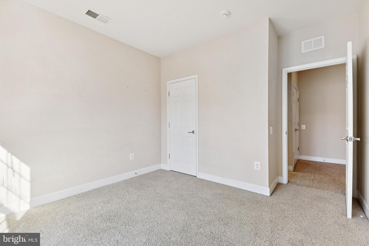 14762 POTOMAC BRANCH DR, WOODBRIDGE, Virginia 22191, 3 Bedrooms Bedrooms, ,2 BathroomsBathrooms,Residential,For sale,14762 POTOMAC BRANCH DR,VAPW2110506 MLS # VAPW2110506