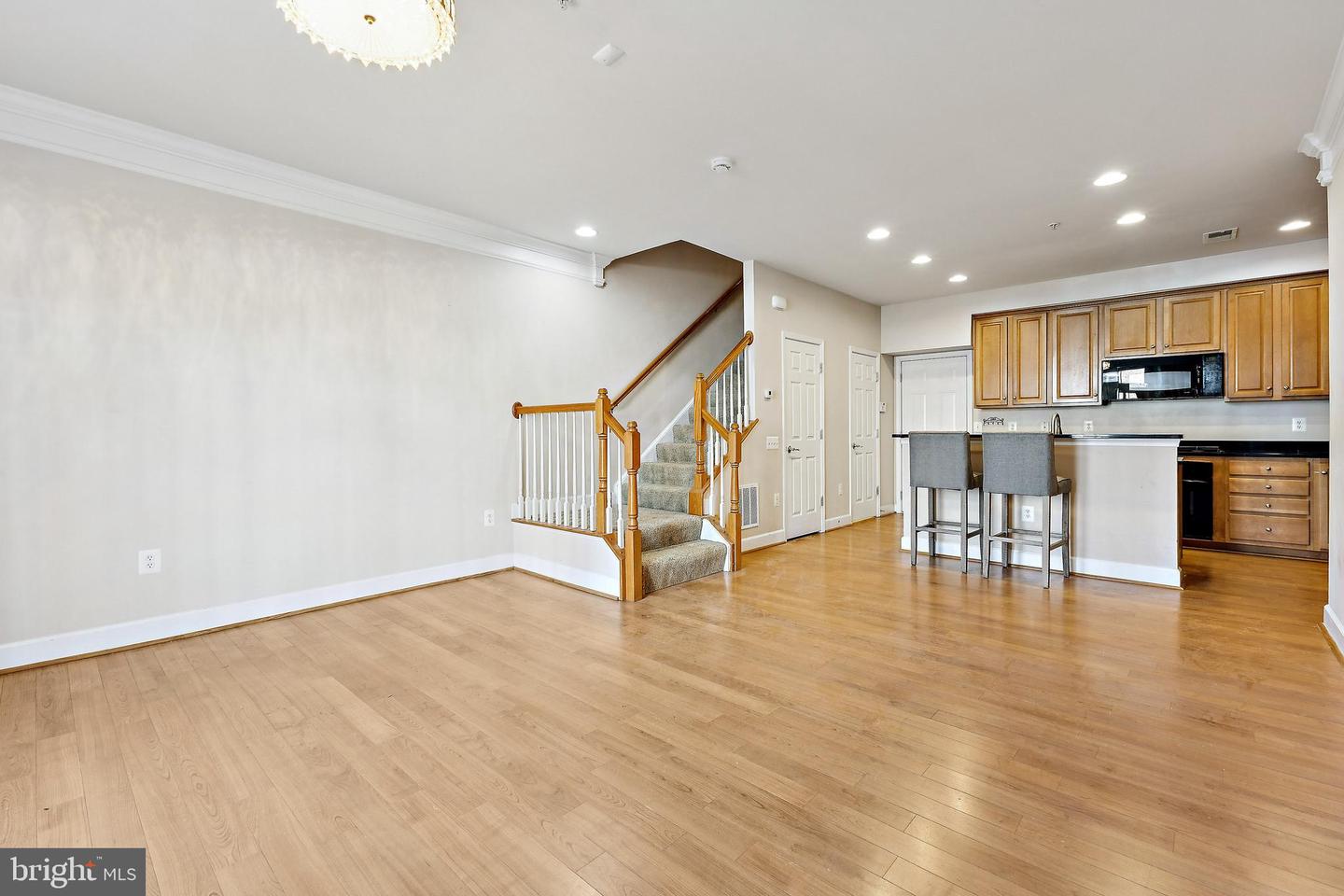 14762 POTOMAC BRANCH DR, WOODBRIDGE, Virginia 22191, 3 Bedrooms Bedrooms, ,2 BathroomsBathrooms,Residential,For sale,14762 POTOMAC BRANCH DR,VAPW2110506 MLS # VAPW2110506