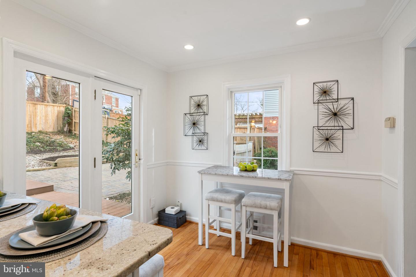 5915 EDGEHILL DR, ALEXANDRIA, Virginia 22303, 3 Bedrooms Bedrooms, ,2 BathroomsBathrooms,Residential,For sale,5915 EDGEHILL DR,VAFX2285658 MLS # VAFX2285658