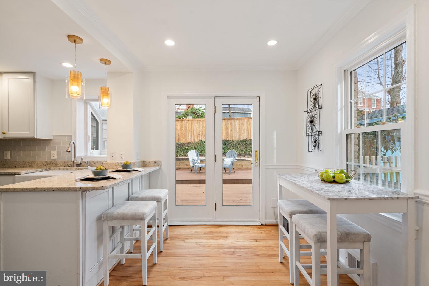 5915 EDGEHILL DR, ALEXANDRIA, Virginia 22303, 3 Bedrooms Bedrooms, ,2 BathroomsBathrooms,Residential,For sale,5915 EDGEHILL DR,VAFX2285658 MLS # VAFX2285658